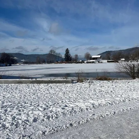 Au Creux Des Monts *